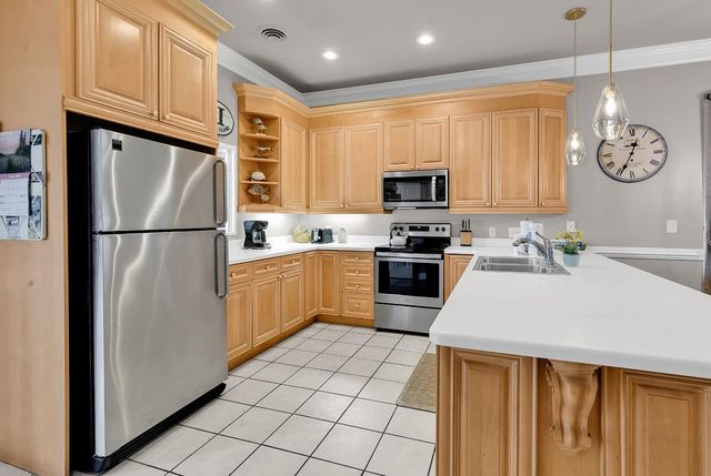 138 Avian Dr Unit 101, Pawleys Island, SC 29585
