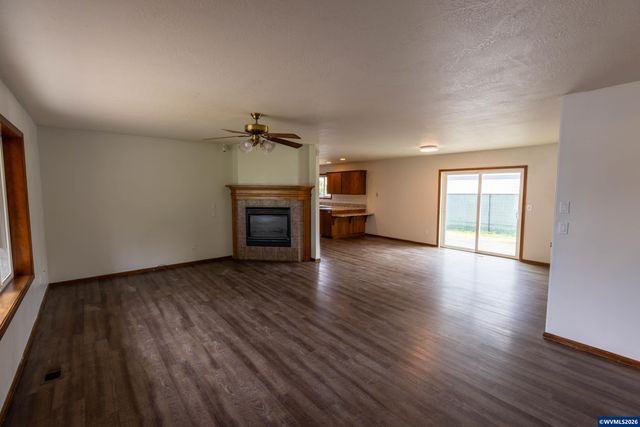 2941 Salem Av SE, Albany, OR 97321