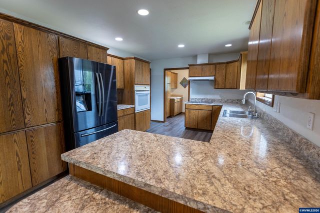 2941 Salem Av SE, Albany, OR 97321