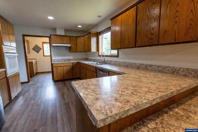 2941 Salem Av SE, Albany, OR 97321