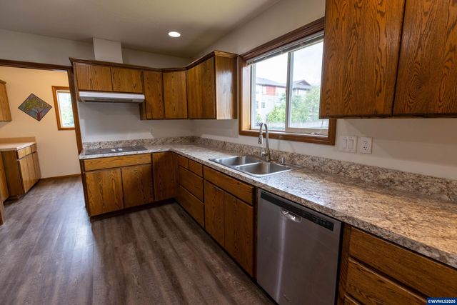 2941 Salem Av SE, Albany, OR 97321