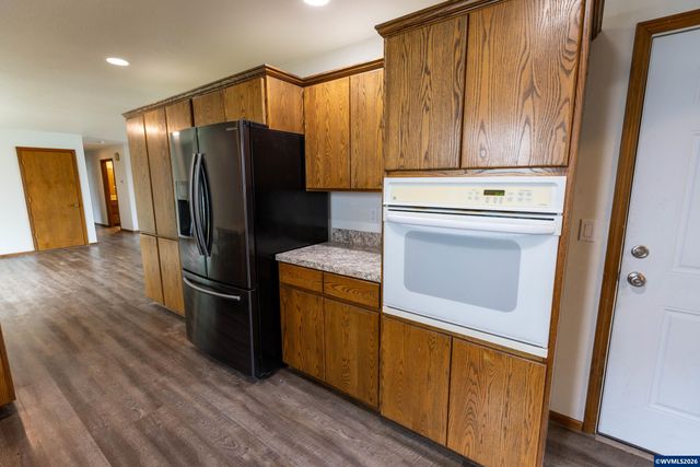 2941 Salem Av SE, Albany, OR 97321