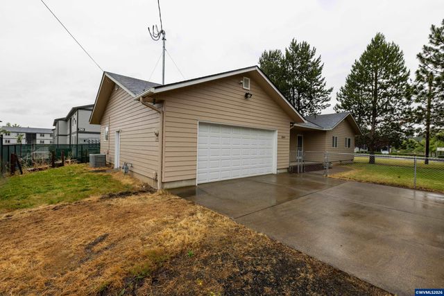 2941 Salem Av SE, Albany, OR 97321