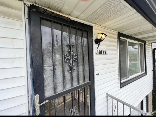 132 Glen Garry Road, St Louis, MO 63137