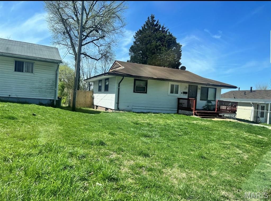 132 Glen Garry Road, St Louis, MO 63137
