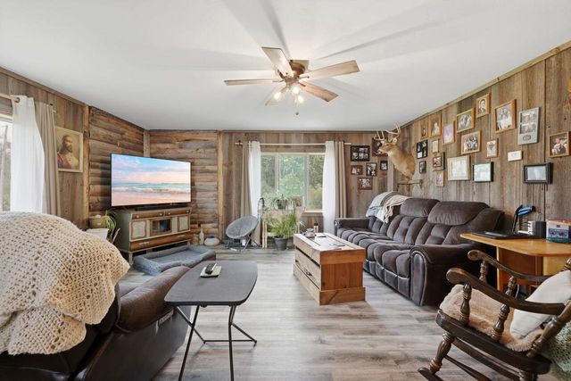 N4381 OSTRANDER ROAD, New London, WI 54961
