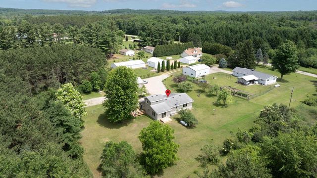 N4381 OSTRANDER ROAD, New London, WI 54961