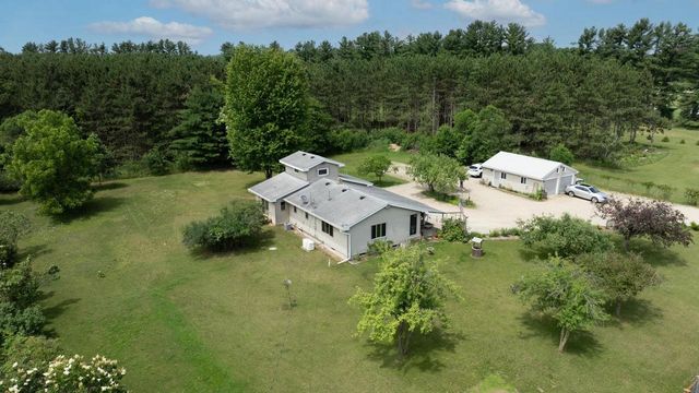N4381 OSTRANDER ROAD, New London, WI 54961