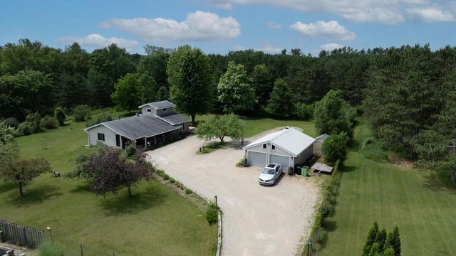 N4381 OSTRANDER ROAD, New London, WI 54961