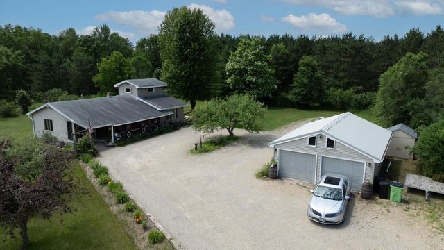 N4381 OSTRANDER ROAD, New London, WI 54961