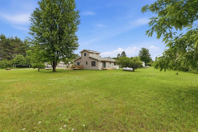 N4381 OSTRANDER ROAD, New London, WI 54961