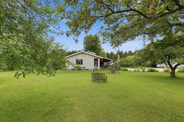 N4381 OSTRANDER ROAD, New London, WI 54961