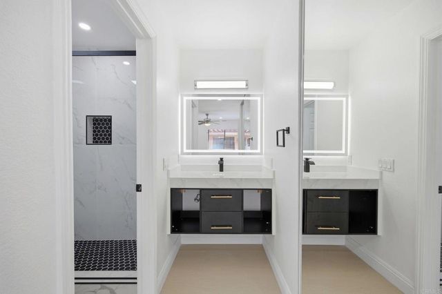 10174 Camino Ruiz 46, San Diego, CA 92126