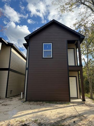 9918 Fillmore, Houston, TX 77029