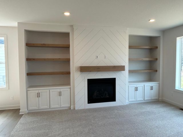 4097 Arbor Drive, Woodbury, MN 55129