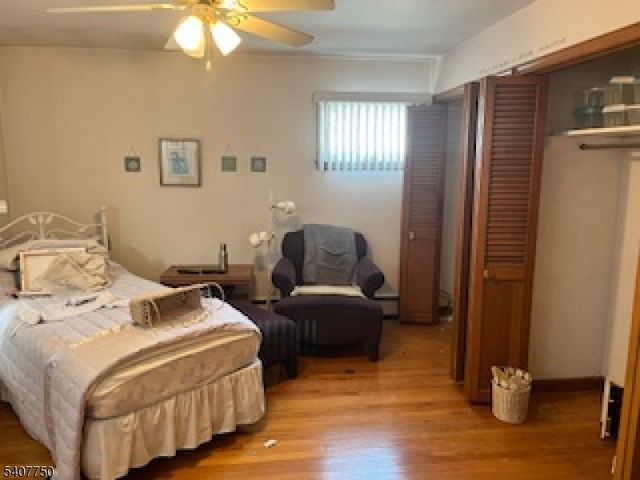 271 Danforth Ave, Jersey City, NJ 07305