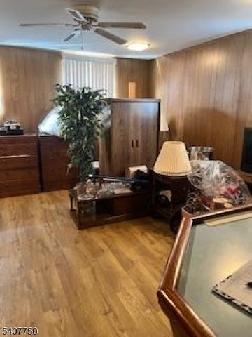 271 Danforth Ave, Jersey City, NJ 07305