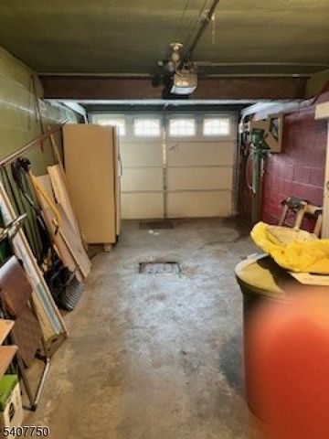 271 Danforth Ave, Jersey City, NJ 07305
