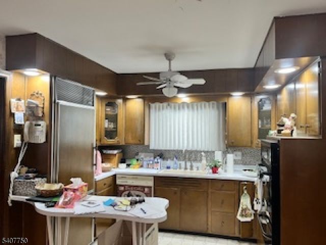 271 Danforth Ave, Jersey City, NJ 07305