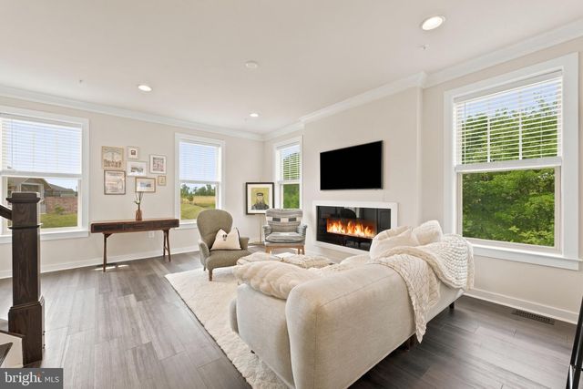 8443 RED SAGE LN, Frederick, MD 21704