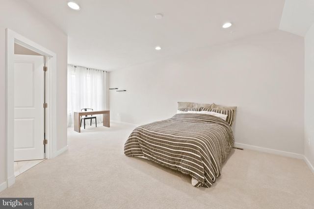 8443 RED SAGE LN, Frederick, MD 21704