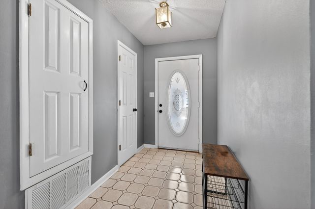 2205 Calle De Marbella, Navarre, FL 32566