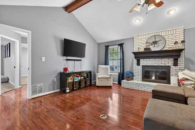 2205 Calle De Marbella, Navarre, FL 32566