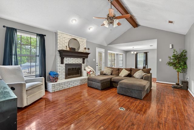 2205 Calle De Marbella, Navarre, FL 32566