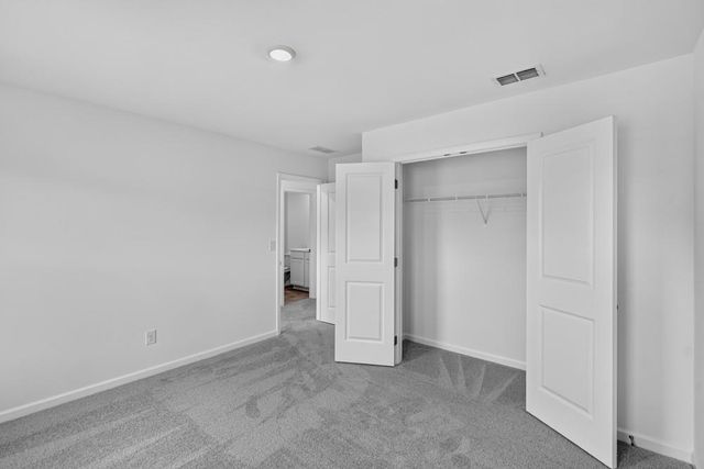 216 Groveton Court, Euharlee, GA 30145