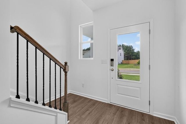 216 Groveton Court, Euharlee, GA 30145
