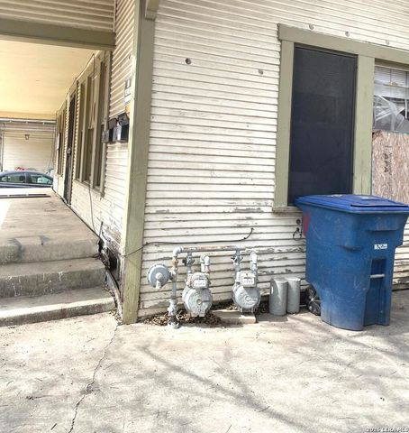 737 Porter st, San Antonio, TX 78210