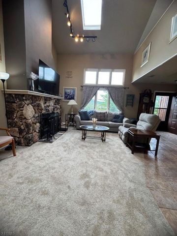 7 Pevero Dr 8, Vernon Twp., NJ 07462