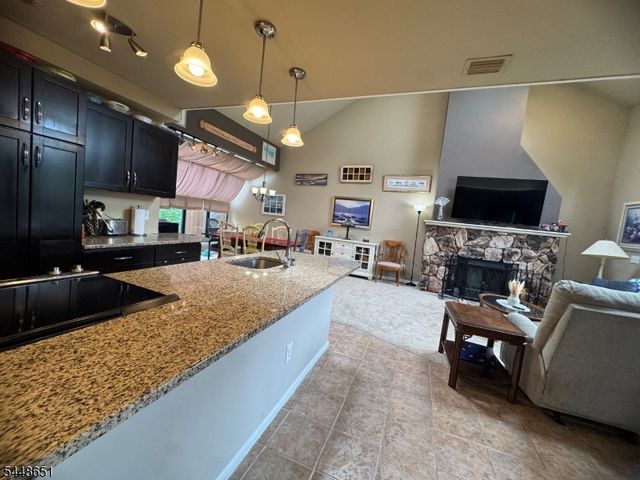 7 Pevero Dr 8, Vernon Twp., NJ 07462