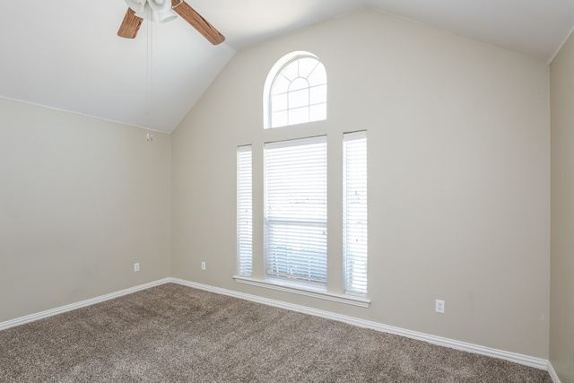 125 Currie Court, Crowley, TX 76036