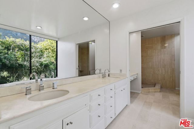 510 Toyopa Drive, Pacific Palisades (los Angeles), CA 90272