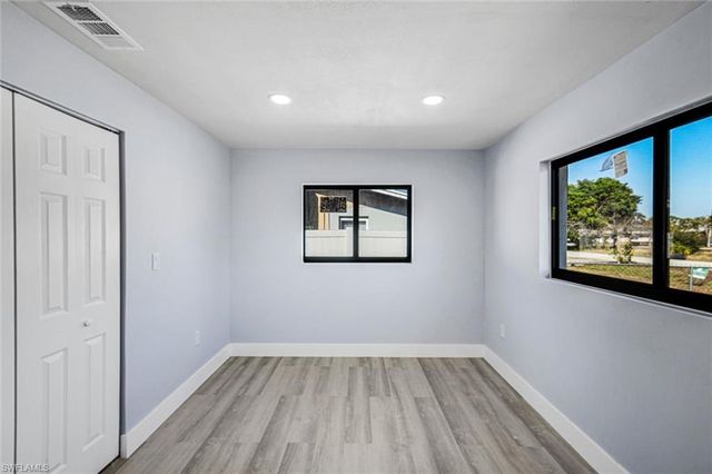 1389 Pine AVE, North Fort Myers, FL 33917