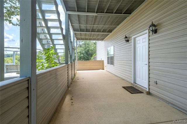 17020 Stonecliff, Northport, AL 35475