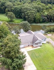 17020 Stonecliff, Northport, AL 35475