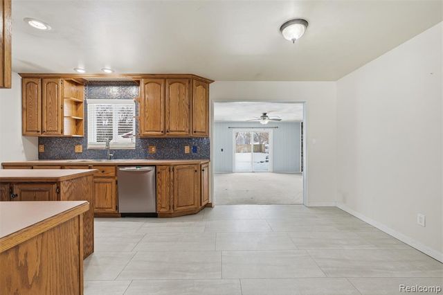 25791 Cunningham Avenue, Warren, MI 48091