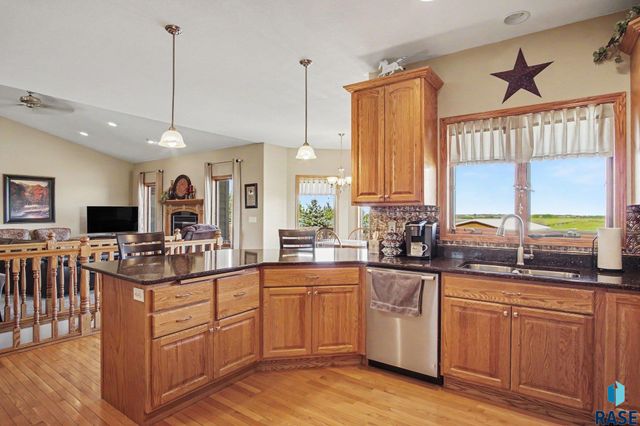 25558 472nd Ave Avenue, Renner, SD 57055