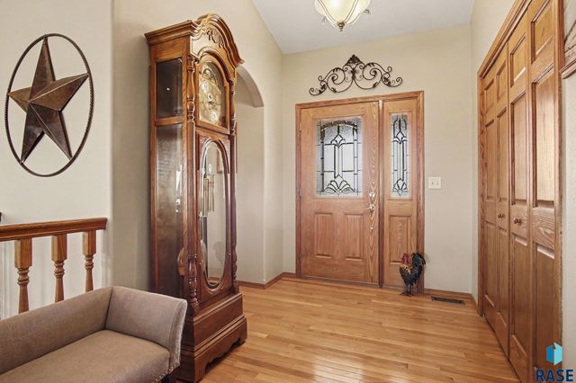 25558 472nd Ave Avenue, Renner, SD 57055