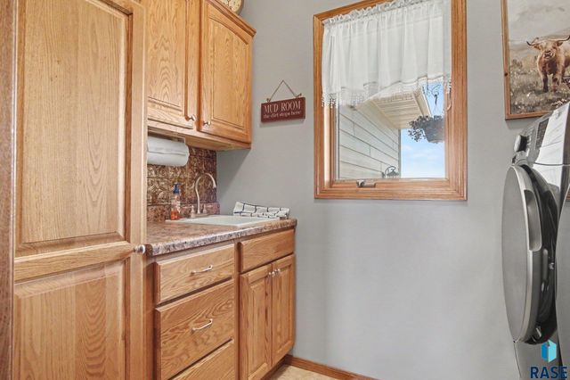 25558 472nd Ave Avenue, Renner, SD 57055