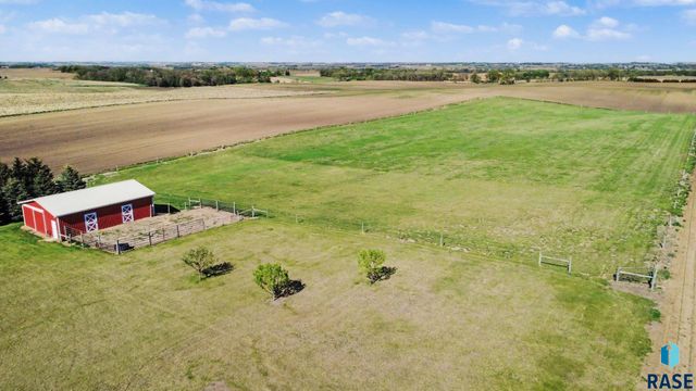 25558 472nd Ave Avenue, Renner, SD 57055