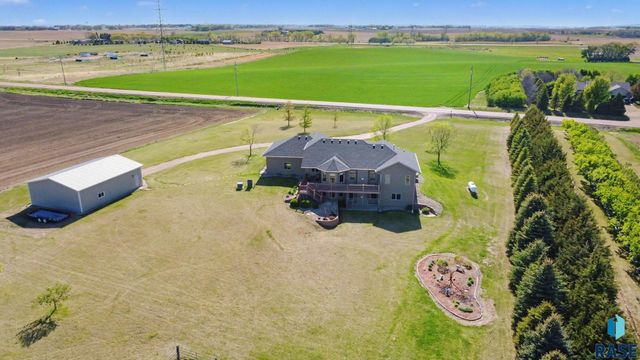 25558 472nd Ave Avenue, Renner, SD 57055