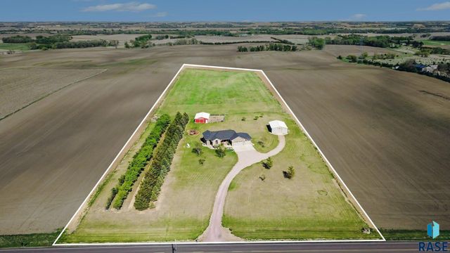 25558 472nd Ave Avenue, Renner, SD 57055