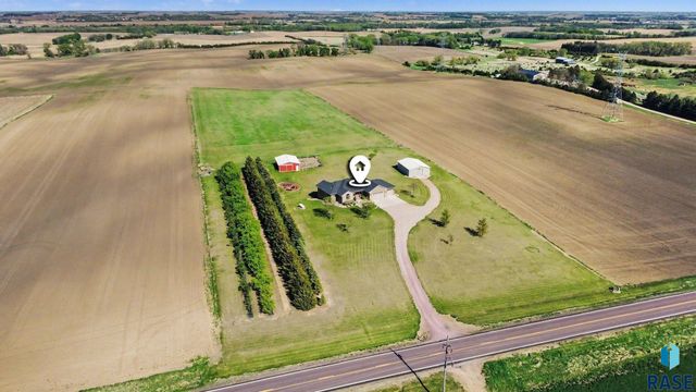 25558 472nd Ave Avenue, Renner, SD 57055