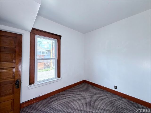 16 Victory Avenue, Lackawanna, NY 14218