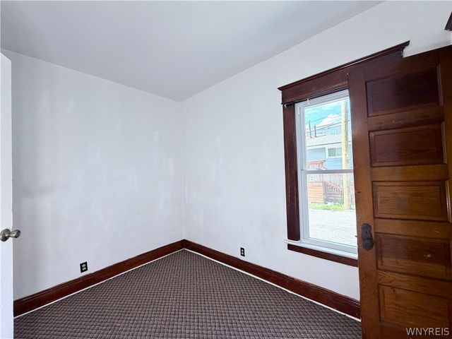 16 Victory Avenue, Lackawanna, NY 14218