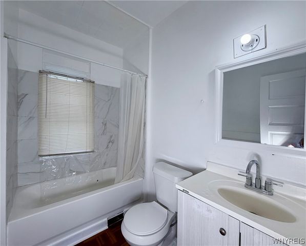 16 Victory Avenue, Lackawanna, NY 14218