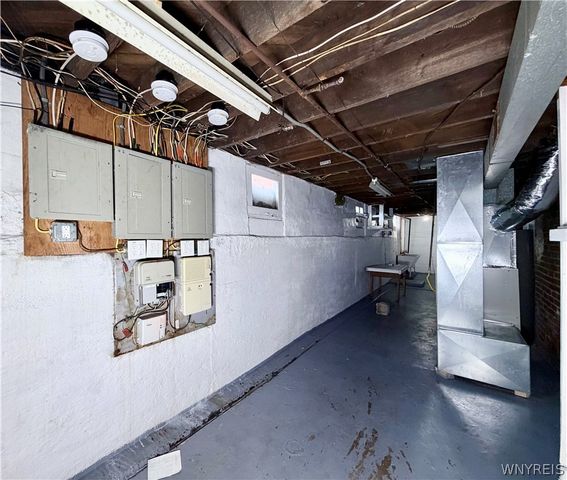 16 Victory Avenue, Lackawanna, NY 14218
